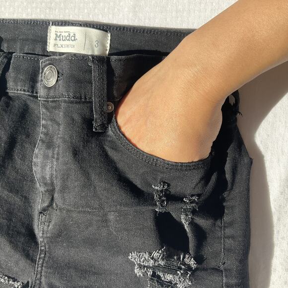 Mudd Women Shorts 3 Black Denim FLEX STRETCH Distressed Fringe Lace 2” Inseam - Picture 7 of 8